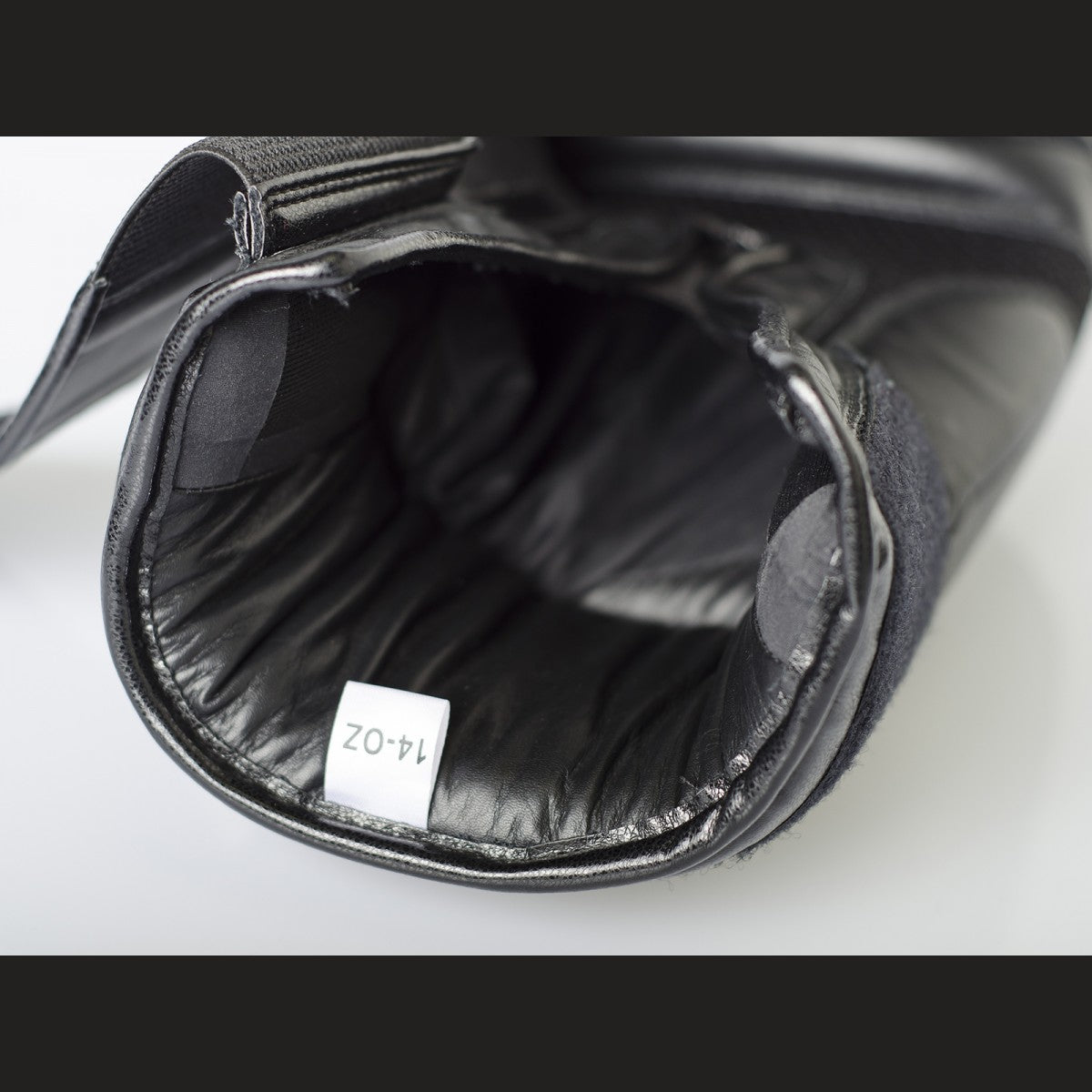 Paffen Sport Black Logo Boxhandschuhe für das Sparring